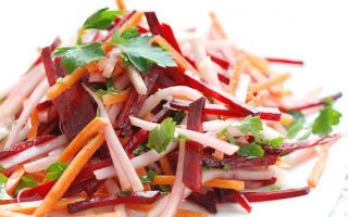 Овощной салат из капусты, моркови и свеклы